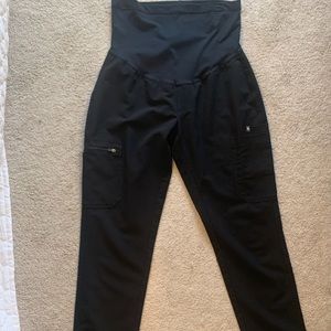 Figs Yola 2.0 maternity pants size small